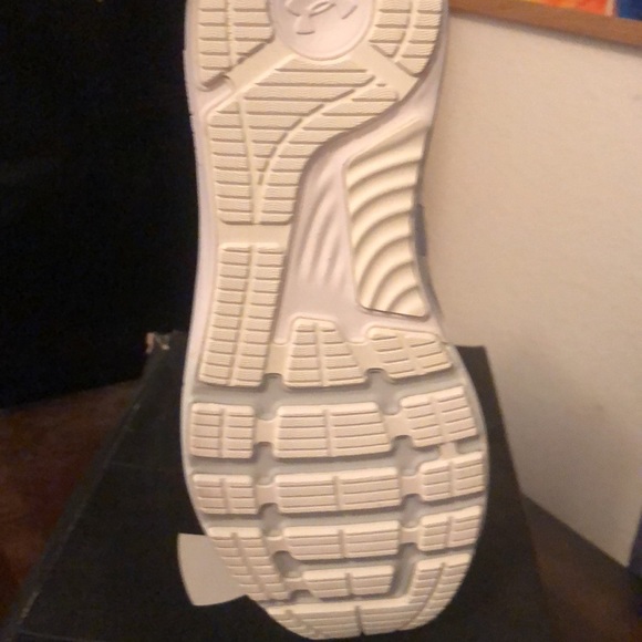 Original box (damaged box) - Picture 3 of 4